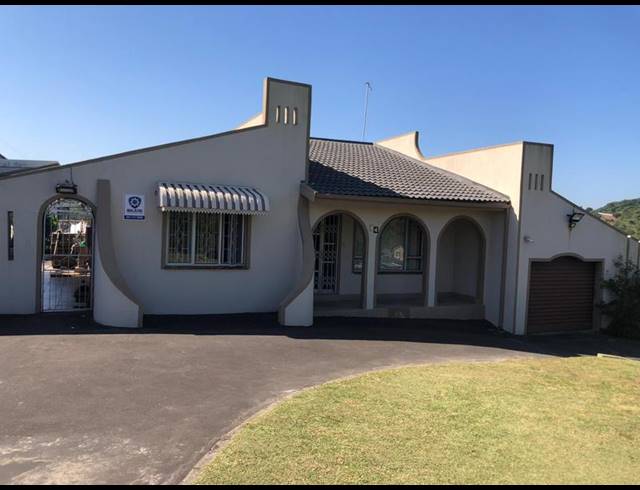 4 BEDROOM HOUSE FOR SALE IN SHALLCROSS